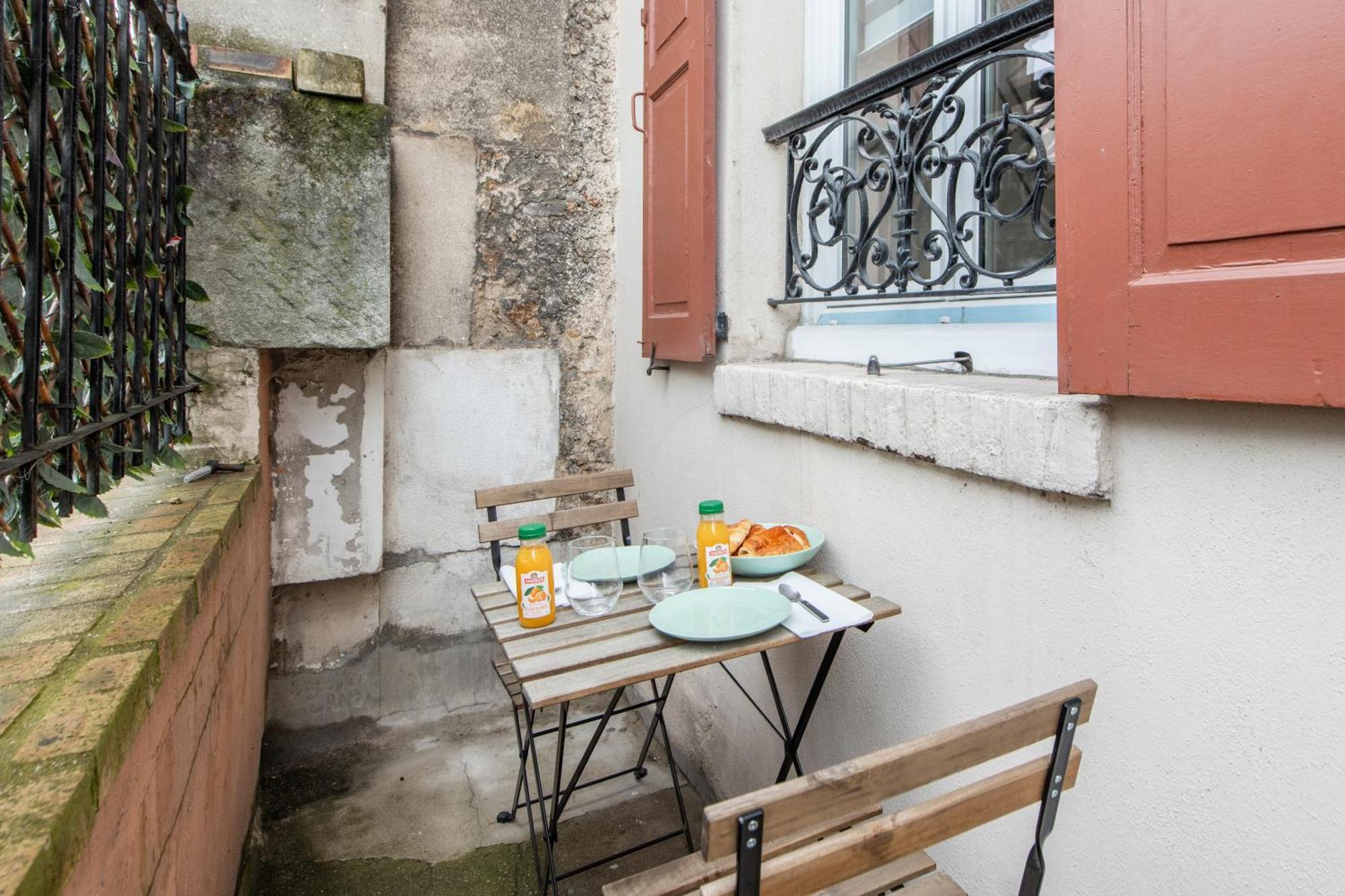 Spacious And Bright 2-Bedroom Large Apartment Very Close To Paris - Near Metro Boulogne-Billancourt Zewnętrze zdjęcie