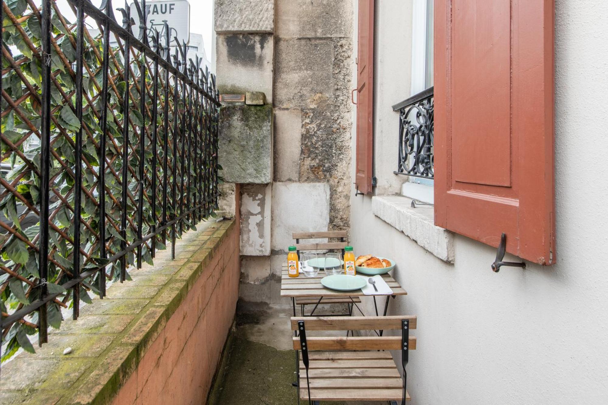 Spacious And Bright 2-Bedroom Large Apartment Very Close To Paris - Near Metro Boulogne-Billancourt Zewnętrze zdjęcie